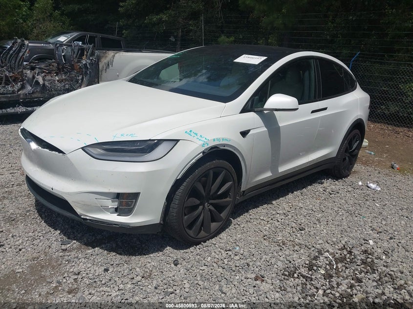2020 Tesla Model x VIN 5YJXCBE28LF300368 IAAI salvage auction — ALL OVER, Wait Title, sold $13,100 on 2026-08-28 (photo 4)