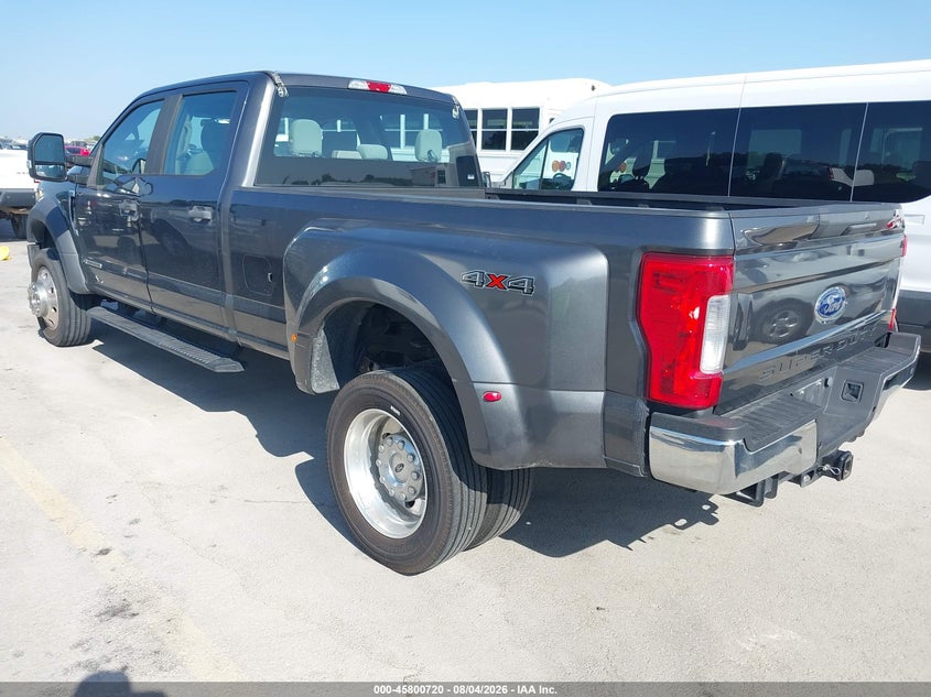2017 Ford F-450 VIN 1FT8W4DTXHED81027 IAAI salvage auction — NORMAL WEAR, Sf97 (Texas), sold $31,000 on 2026-09-01 (photo 3)