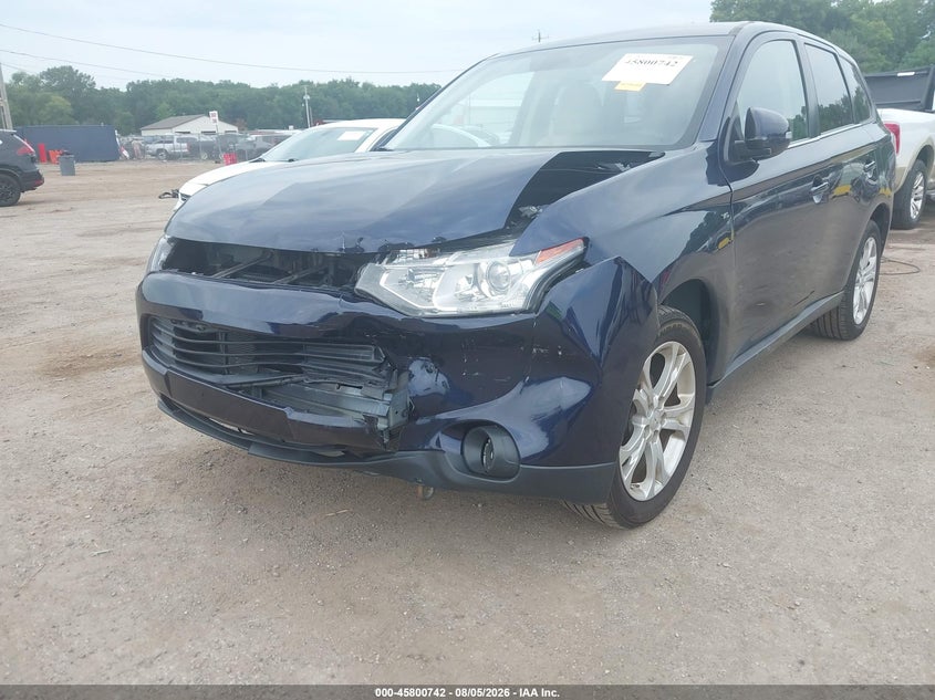 2014 Mitsubishi Outlander VIN JA4JZ4AX4EZ005714 IAAI salvage auction — LEFT FRONT, Salvage Title, sold $550 on 2026-09-06 (photo 6)