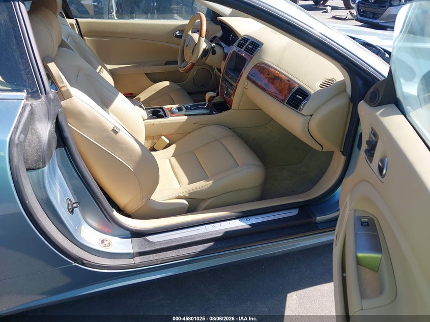 2007 Jaguar Xk VIN SAJDA44B675B03362 IAAI salvage auction — NORMAL WEAR, Clear (North Carolina), sold $7,125 on 2026-08-19 (photo 5)
