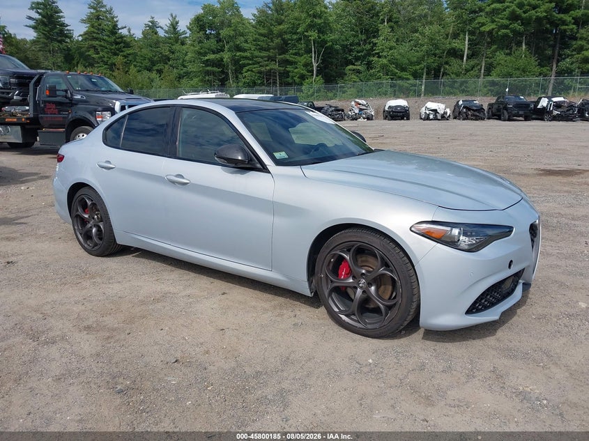 2020 Alfa romeo Giulia VIN ZARFANBN4L7636306 — IAAI salvage auction photo