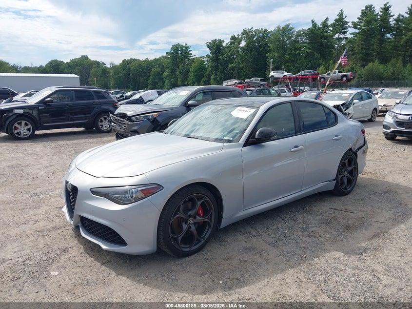 2020 Alfa romeo Giulia VIN ZARFANBN4L7636306 IAAI salvage auction — REAR END, Wait Title, sold $7,375 on 2026-10-02 (photo 2)