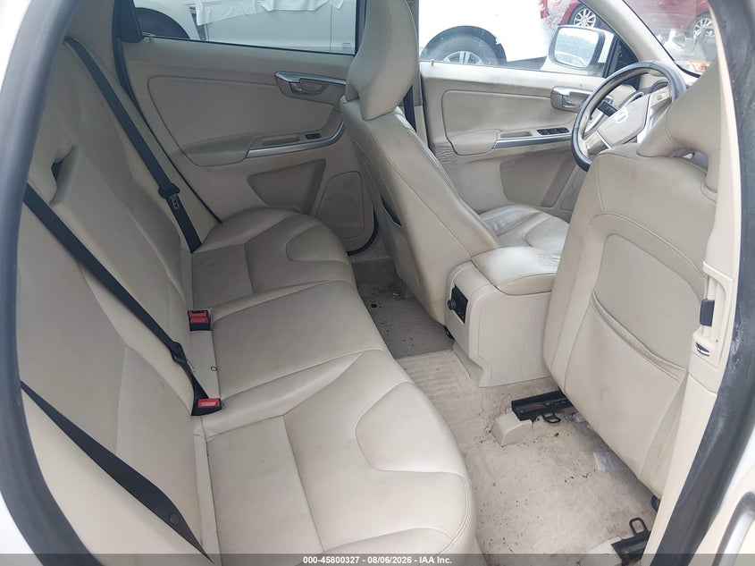 2015 Volvo Xc60 VIN YV4612RK2F2677018 IAAI salvage auction — NORMAL WEAR, Clear (New Jersey), sold $400 on 2026-08-17 (photo 8)