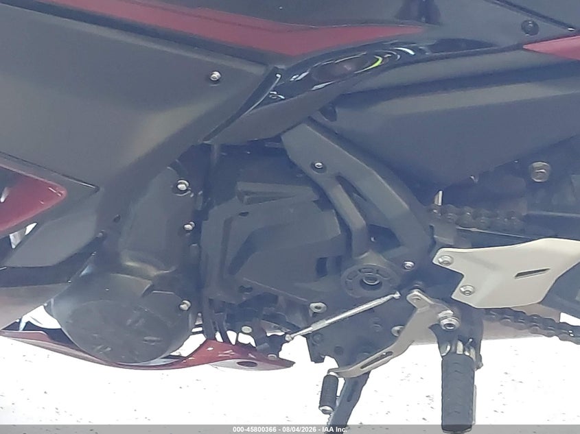 2021 Kawasaki Ninja VIN ML5EXEM13MDA30896 IAAI salvage auction — RIGHT SIDE, Salvage Title, sold $1,050 on 2026-10-03 (photo 9)