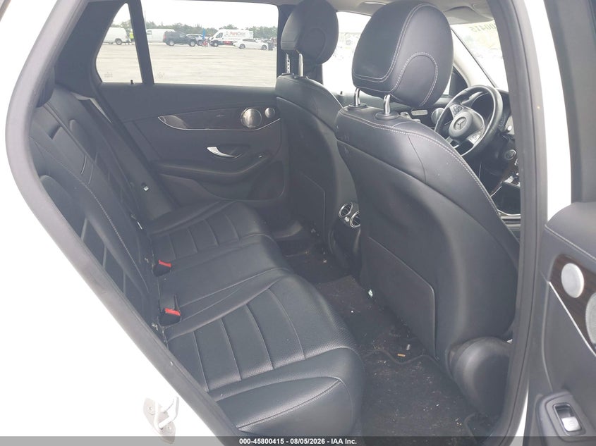 2016 Mercedes-benz Glc VIN WDC0G4KB4GF062763 IAAI salvage auction — FRONT & REAR, Clear (Florida), sold $4,500 on 2026-08-13 (photo 8)