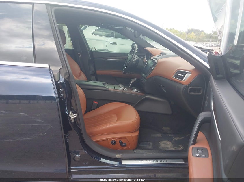 2019 Maserati Ghibli VIN ZAM57YTL1K1322130 IAAI salvage auction — SIDE, Salvage Title, sold $9,300 on 2026-08-19 (photo 5)
