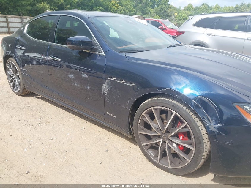 2019 Maserati Ghibli VIN ZAM57YTL1K1322130 IAAI salvage auction — SIDE, Salvage Title, sold $9,300 on 2026-08-19 (photo 6)