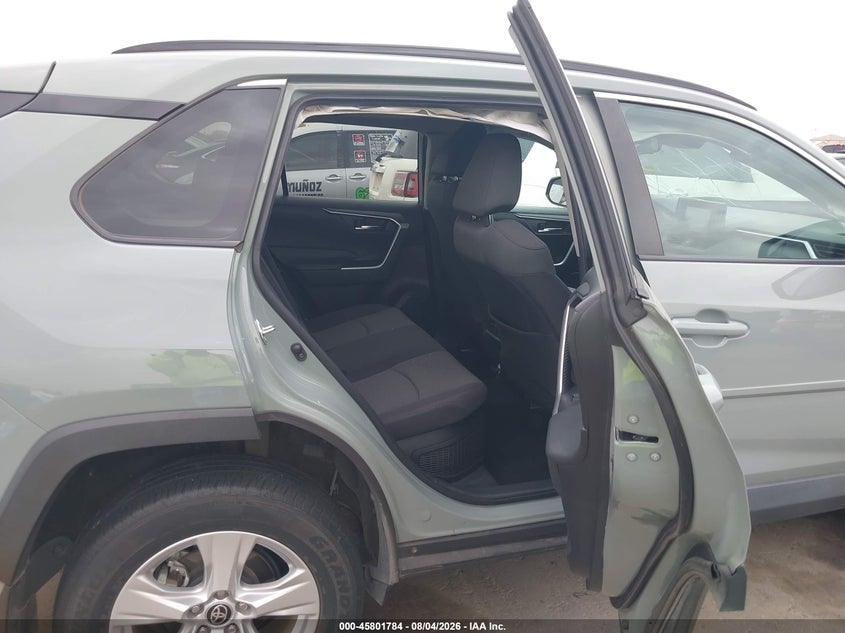 2021 Toyota Rav 4 VIN 2T3RWRFV5MW118169 IAAI salvage auction — FRONT END, Salvage Title, sold $9,200 on 2026-09-22 (photo 8)