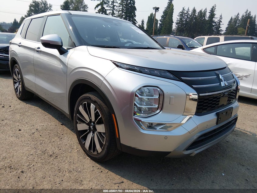 2025 Mitsubishi Outlander VIN JA4J4VA89SZ012652 — IAAI salvage auction photo
