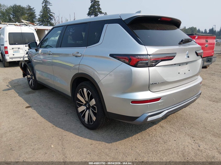 2025 Mitsubishi Outlander VIN JA4J4VA89SZ012652 IAAI salvage auction — LEFT FRONT, Wait Title, sold $14,100 on 2026-08-26 (photo 3)