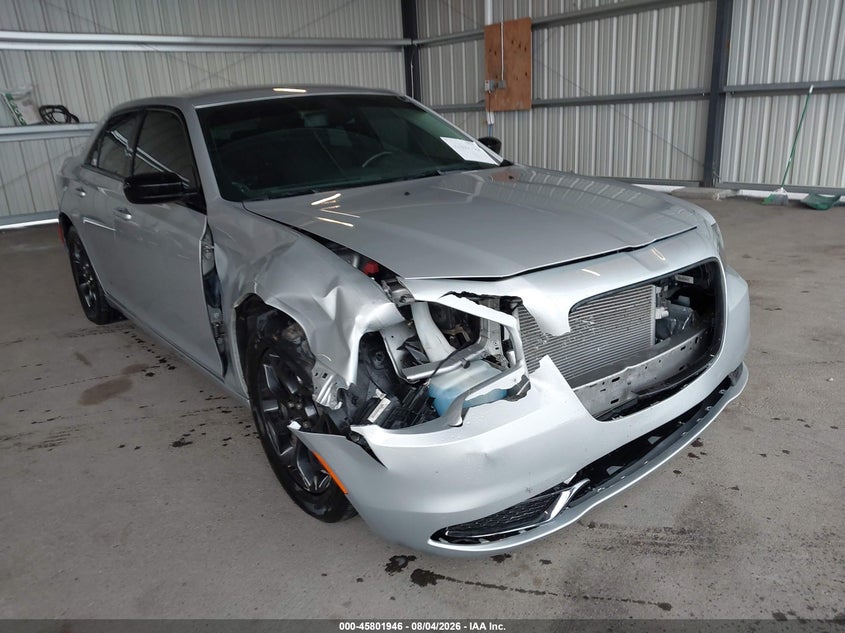 2019 Chrysler 300 VIN 2C3CCARG4KH602509 IAAI salvage auction — RIGHT SIDE, Salvage Title, sold $1,250 on 2026-09-24 (photo 6)