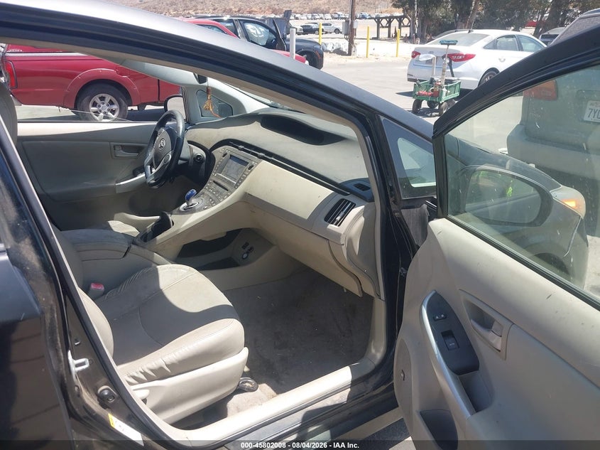 2011 Toyota Prius VIN JTDKN3DU5B1457568 IAAI salvage auction — NORMAL WEAR, Clear - Dealer Only (California), sold $1,700 on 2026-08-17 (photo 5)