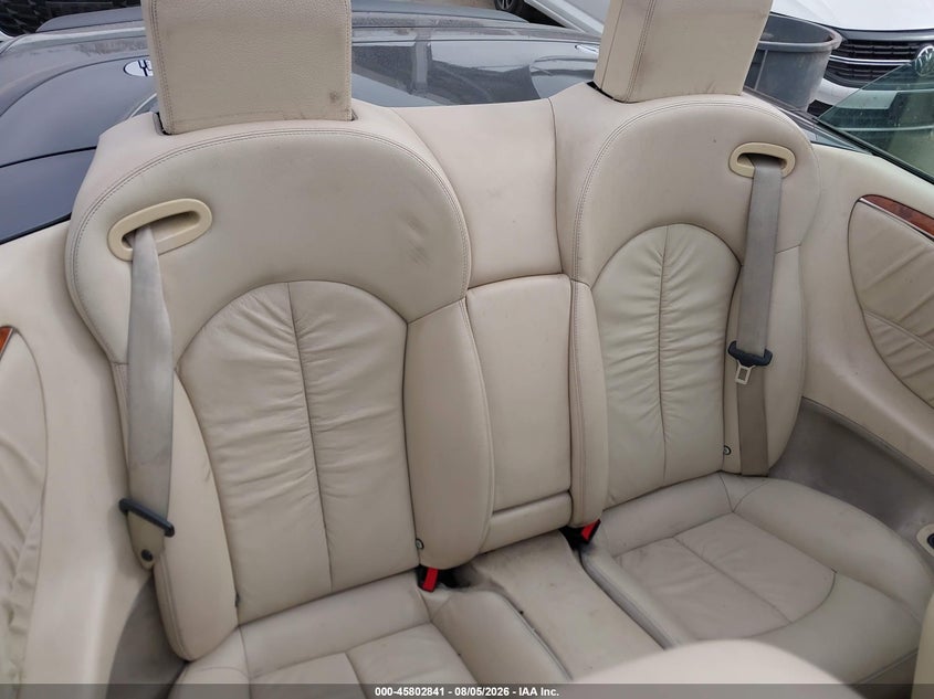 2008 Mercedes-benz Clk-class VIN WDBTK72F18T091211 IAAI salvage auction — FRONT END, Salvage (California), sold $550 on 2026-08-19 (photo 8)
