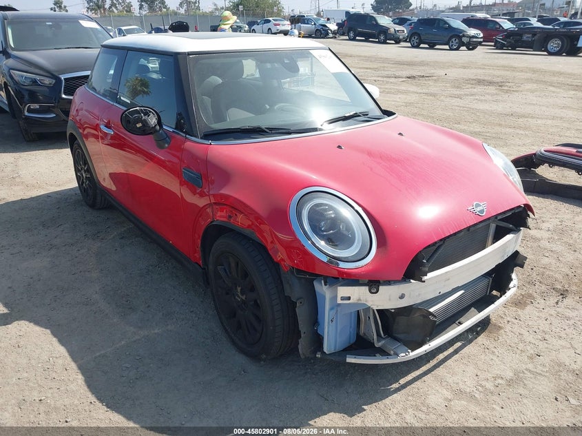2023 Mini Hard top VIN WMW33DH04P2T72646 IAAI salvage auction — FRONT END, Wait Title, sold $8,600 on 2026-08-16 (photo 1)