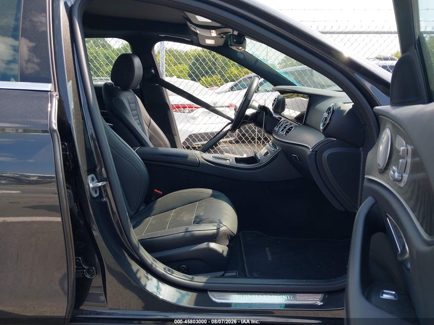 2022 Mercedes-Benz E-Class VIN W1KZF8DB1NB091703 IAAI salvage auction — Front End, Clear (Tennessee), sold $20,500 on 2026-09-12 (photo 5)