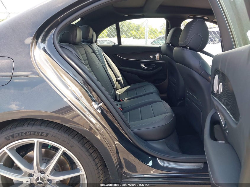 2022 Mercedes-Benz E-Class VIN W1KZF8DB1NB091703 IAAI salvage auction — Front End, Clear (Tennessee), sold $20,500 on 2026-09-12 (photo 8)
