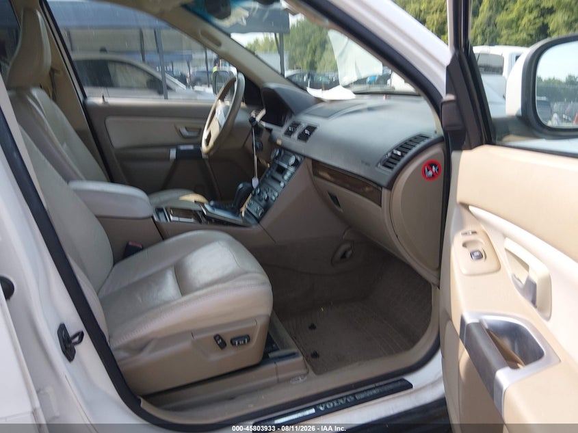 2010 Volvo Xc90 VIN YV4982CZ2A1539993 IAAI salvage auction — REAR END, Salvage (Connecticut), sold $400 on 2026-08-20 (photo 5)