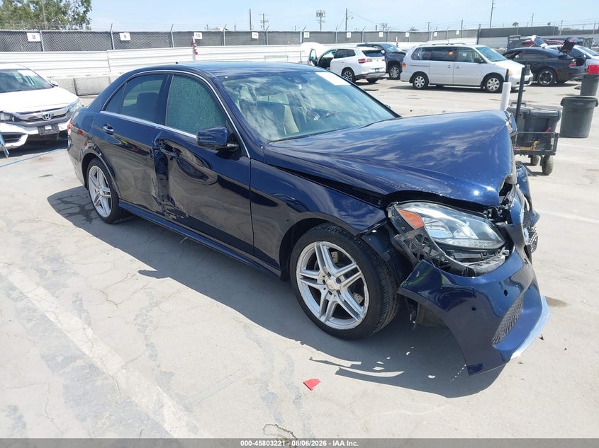 2014 Mercedes-benz E-klasse VIN WDDHF5KB0EA812242 IAAI salvage auction — FRONT END, Wait Title, sold $525 on 2026-09-16 (photo 1)