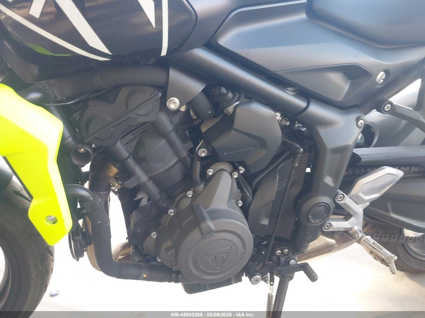 2024 Triumph motorcycle Trident 660 VIN SMTL10UL9RTBN0445 IAAI salvage auction — SIDE, Wait Title, sold $2,850 on 2026-10-13 (photo 9)