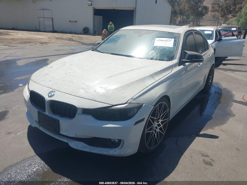 2014 BMW 3er VIN WBA3C1C52EK110753 IAAI salvage auction — NORMAL WEAR, Salvage (California), sold $425 on 2026-08-11 (photo 2)