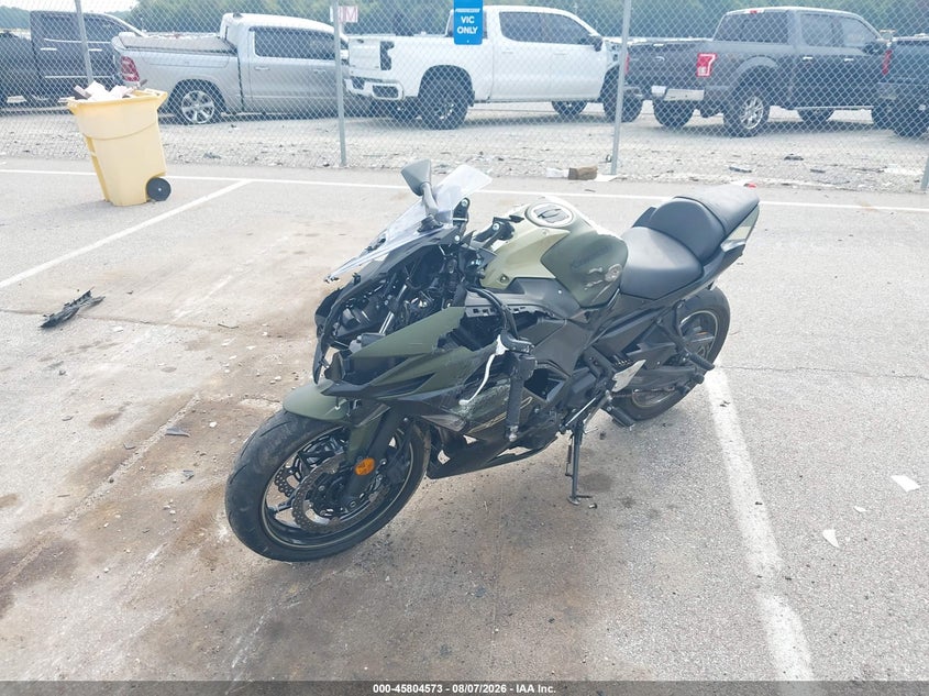 2024 Kawasaki Ninja VIN ML5EXER18RDAD5507 IAAI salvage auction — FRONT END, Wait Title, sold $1,050 on 2026-10-07 (photo 2)