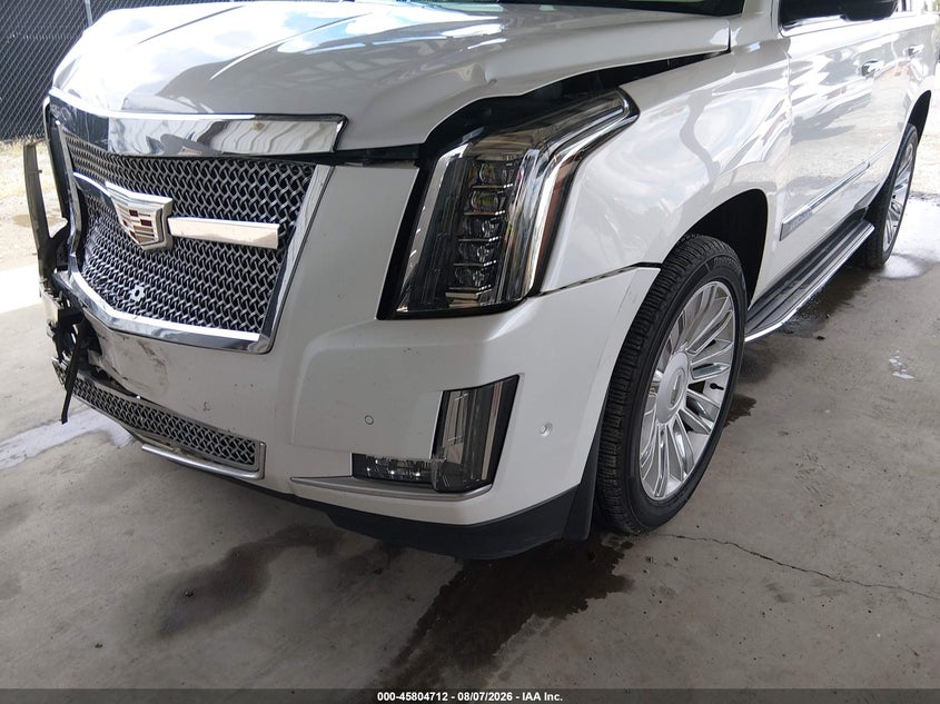 2017 Cadillac Escalade VIN 1GYS3BKJ9HR349466 IAAI salvage auction — FRONT END, Salvage Title, sold $6,900 on 2026-09-13 (photo 6)