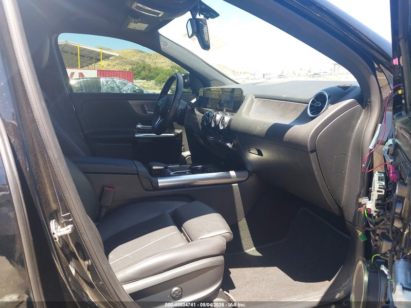 2023 Mercedes-benz Gla-klasse VIN W1N4N4HB8PJ429965 IAAI salvage auction — SIDE, Wait Title, sold $12,900 on 2026-08-23 (photo 5)