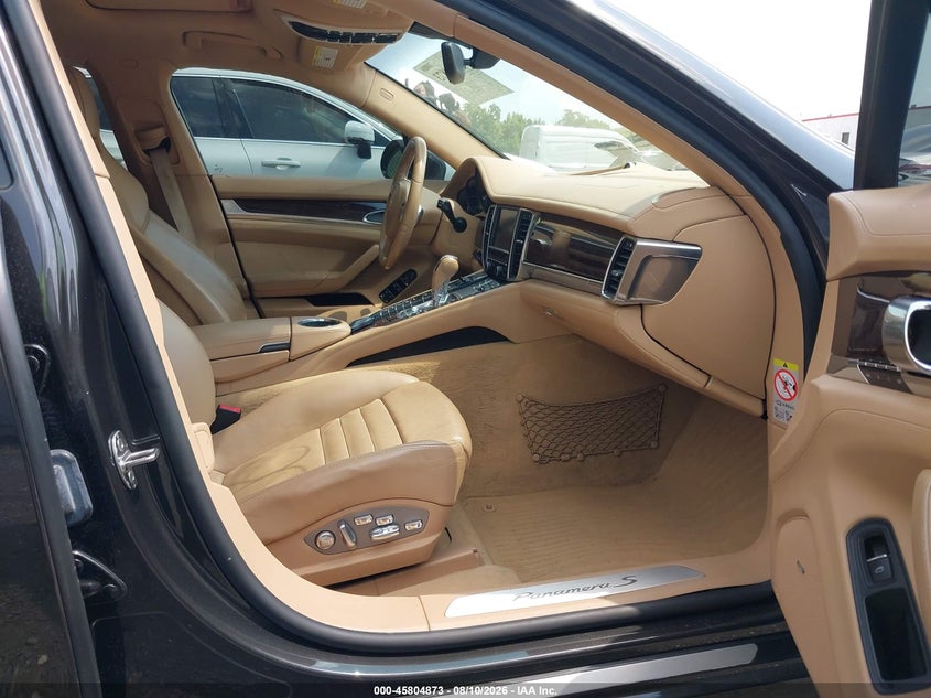 2010 Porsche Panamera VIN WP0AB2A73AL060554 IAAI salvage auction — LEFT FRONT, Rebuildable (Florida), sold $3,550 on 2026-08-22 (photo 5)