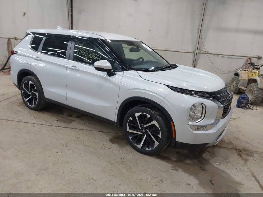 2022 Mitsubishi Outlander VIN JA4J4UA80NZ083771 IAAI salvage auction — HAIL, Salvage Title, sold $10,200 on 2026-08-26 (photo 1)