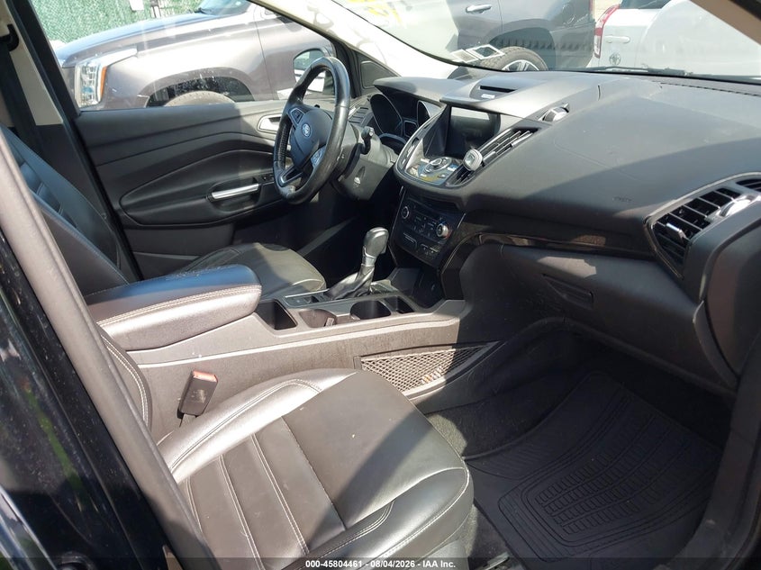2017 Ford Escape VIN 1FMCU0JD2HUD63919 IAAI salvage auction — NORMAL WEAR, Clear (New York), sold $775 on 2026-08-22 (photo 5)