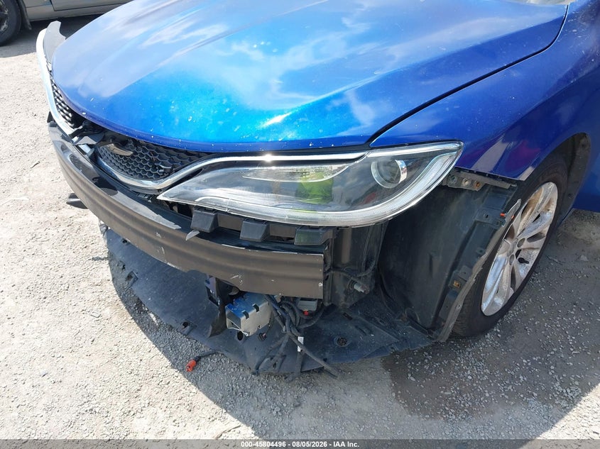 2015 Chrysler 200 VIN 1C3CCCAB1FN704357 IAAI salvage auction — FRONT END, Salvage (Ohio), sold $450 on 2026-08-19 (photo 6)