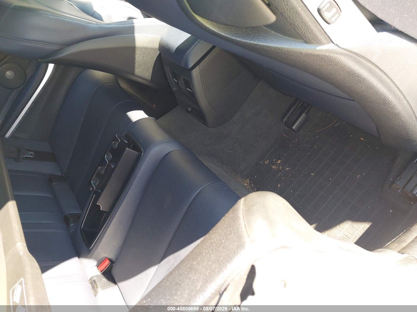 2018 BMW 4er VIN WBA4Z7C58JEA33596 IAAI salvage auction — RIGHT FRONT, Wait Title, sold $9,900 on 2026-08-28 (photo 8)