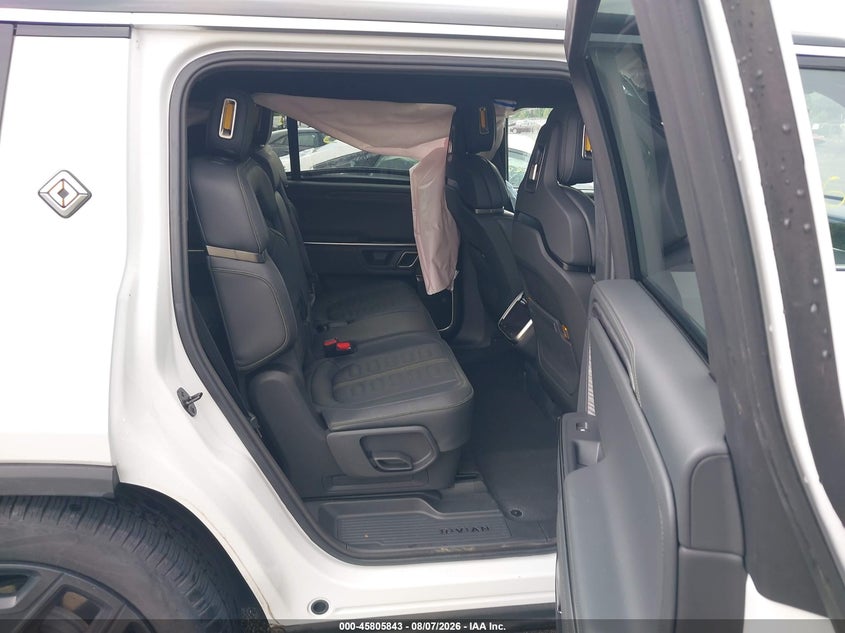 2024 Rivian R1s VIN 7PDSGBBA9RN037210 IAAI salvage auction — LEFT SIDE, Salvage Title, sold $17,975 on 2026-09-01 (photo 8)