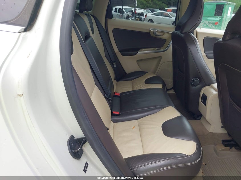 2013 Volvo Xc60 VIN YV4902DZ1D2426623 IAAI salvage auction — NORMAL WEAR, Salvage Title, sold $1,125 on 2026-08-18 (photo 8)