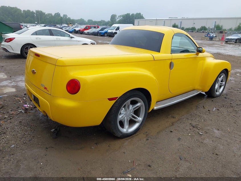 2004 Chevrolet Ssr VIN 1GCES14P84B106302 IAAI salvage auction — FRONT END, Clear (Michigan), sold $13,000 on 2026-09-14 (photo 4)