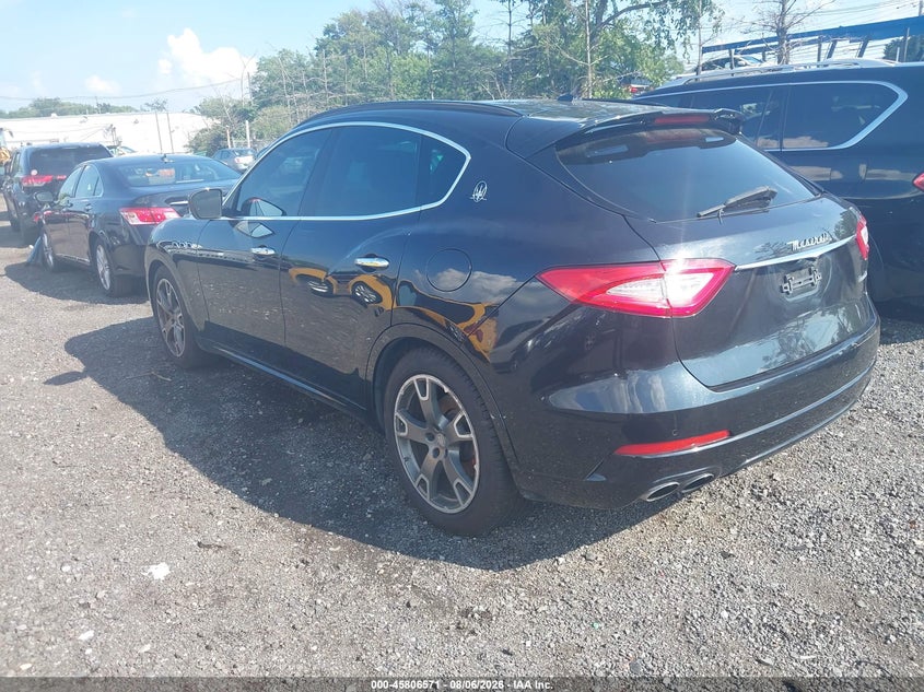 2017 Maserati Levante VIN ZN661XUS6HX222586 IAAI salvage auction — NORMAL WEAR, Clear (Virginia), sold $2,900 on 2026-08-10 (photo 3)