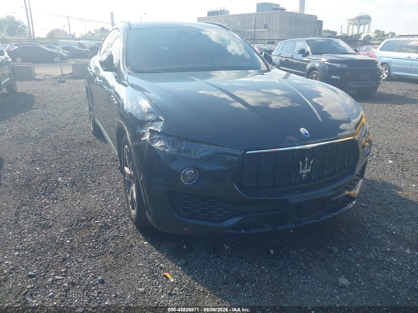 2017 Maserati Levante VIN ZN661XUS6HX222586 IAAI salvage auction — NORMAL WEAR, Clear (Virginia), sold $2,900 on 2026-08-10 (photo 6)