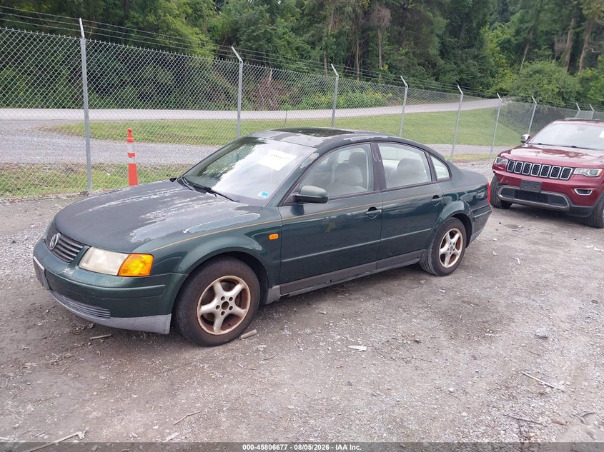 1998 Volkswagen Passat VIN WVWMA63B6WE118175 IAAI salvage auction — NORMAL WEAR, Clear (Virginia), sold $25 on 2026-08-11 (photo 2)