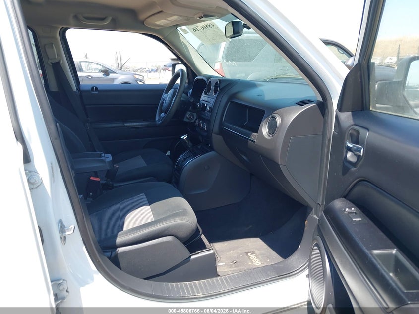 2015 Jeep Liberty (patriot) VIN 1C4NJPBA4FD194468 IAAI salvage auction — NORMAL WEAR, Clear (South Carolina), sold $1,000 on 2026-08-14 (photo 5)