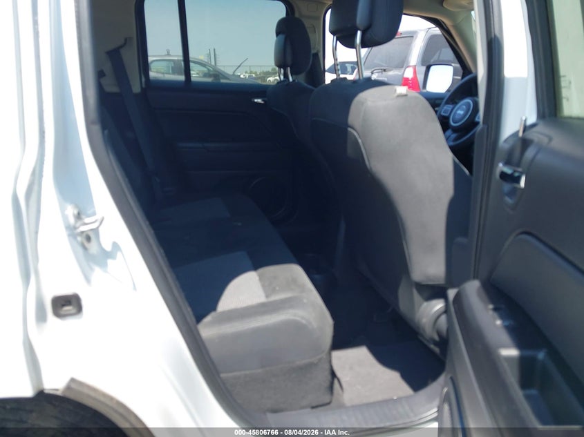 2015 Jeep Liberty (patriot) VIN 1C4NJPBA4FD194468 IAAI salvage auction — NORMAL WEAR, Clear (South Carolina), sold $1,000 on 2026-08-14 (photo 8)