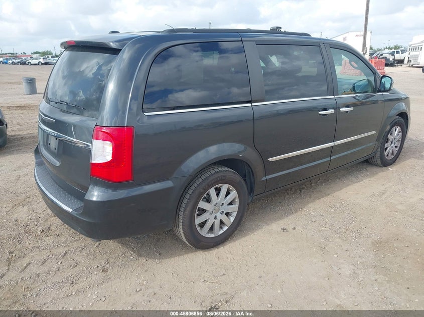 2011 Chrysler Town & country VIN 2A4RR8DG5BR713093 IAAI salvage auction — SIDE, Original (Texas), sold $725 on 2026-09-07 (photo 4)
