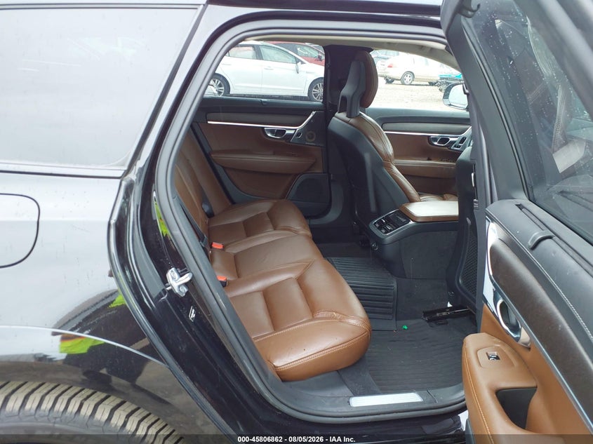 2018 Volvo V90 cross country VIN YV4A22NL4J1020516 IAAI salvage auction — LEFT FRONT, Salvage Title, sold $8,200 on 2026-08-15 (photo 8)