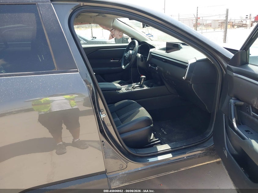 2026 Mazda Cx-50 VIN 7MMVABBL5TN494773 IAAI salvage auction — SIDE, Enterprise Vehicles Clear Only (Texas), sold $14,100 on 2026-08-25 (photo 5)