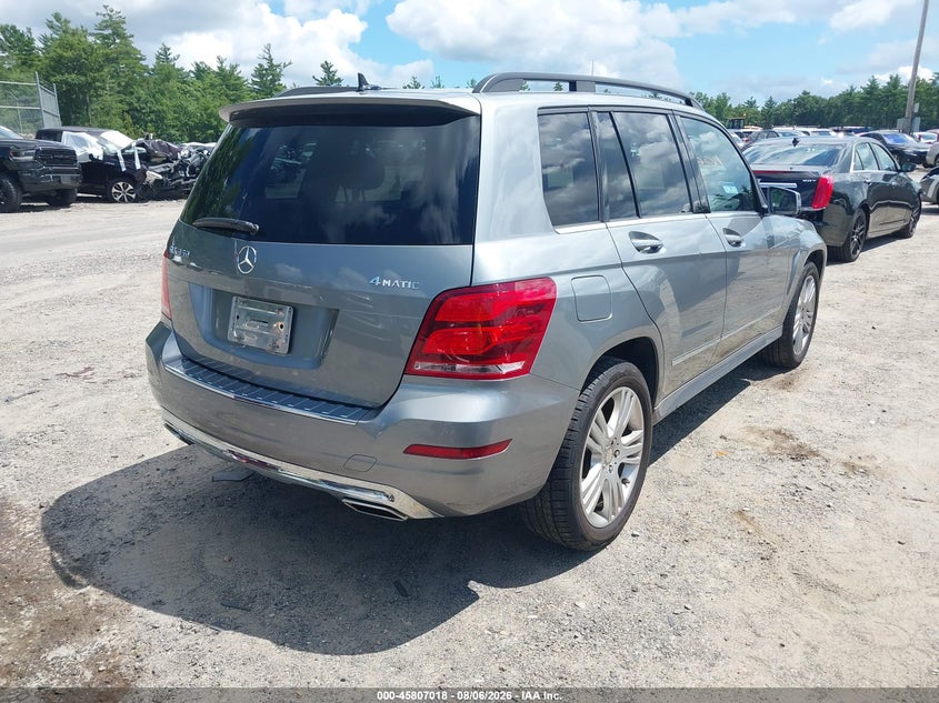 2015 Mercedes-benz Glk-klasse VIN WDCGG8JB3FG381538 IAAI salvage auction — WATER/FLOOD, Salvage Title, sold $3,150 on 2026-08-14 (photo 4)