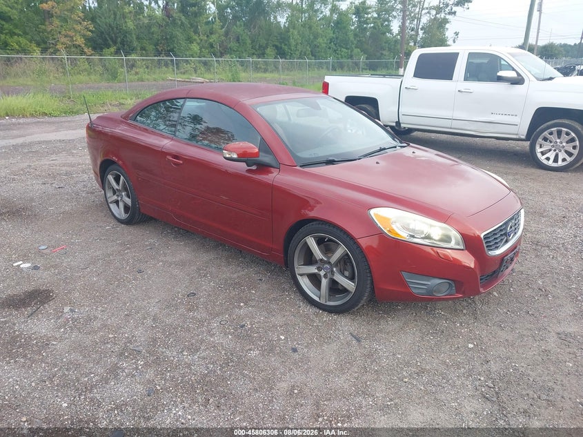 2012 Volvo C70 VIN YV1672MC8CJ126170 IAAI salvage auction — NORMAL WEAR, Salvage Title, sold $100 on 2026-08-18 (photo 1)
