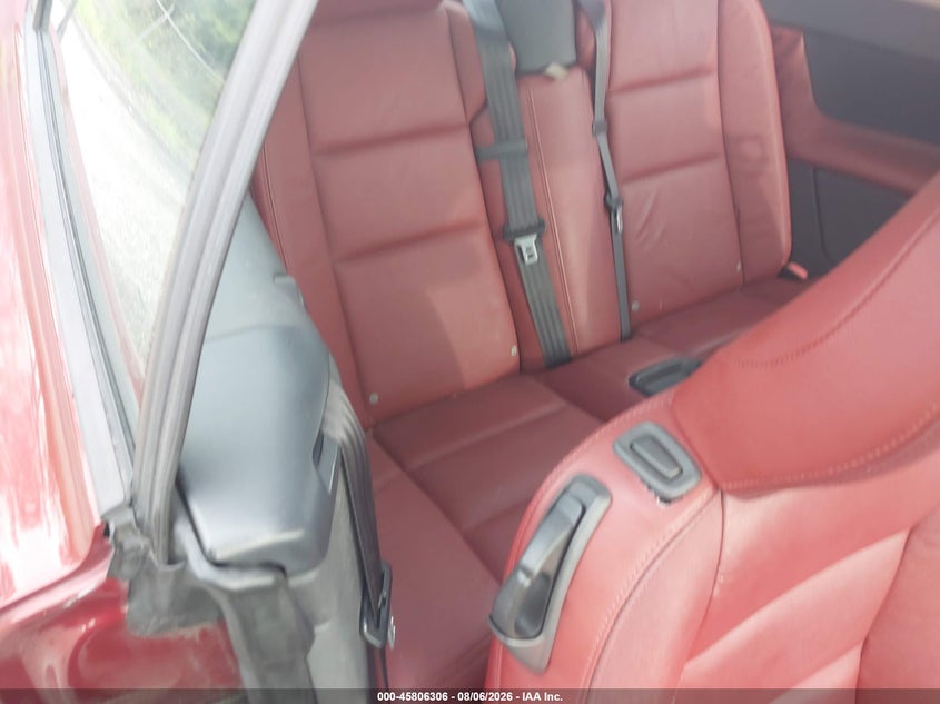 2012 Volvo C70 VIN YV1672MC8CJ126170 IAAI salvage auction — NORMAL WEAR, Salvage Title, sold $100 on 2026-08-18 (photo 8)