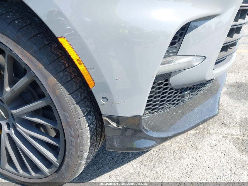 2023 Aston martin Dbx VIN SD7VUJBW4PTV07087 IAAI salvage auction — RIGHT SIDE, Wait Title, sold $95,500 on 2026-09-15 (photo 6)