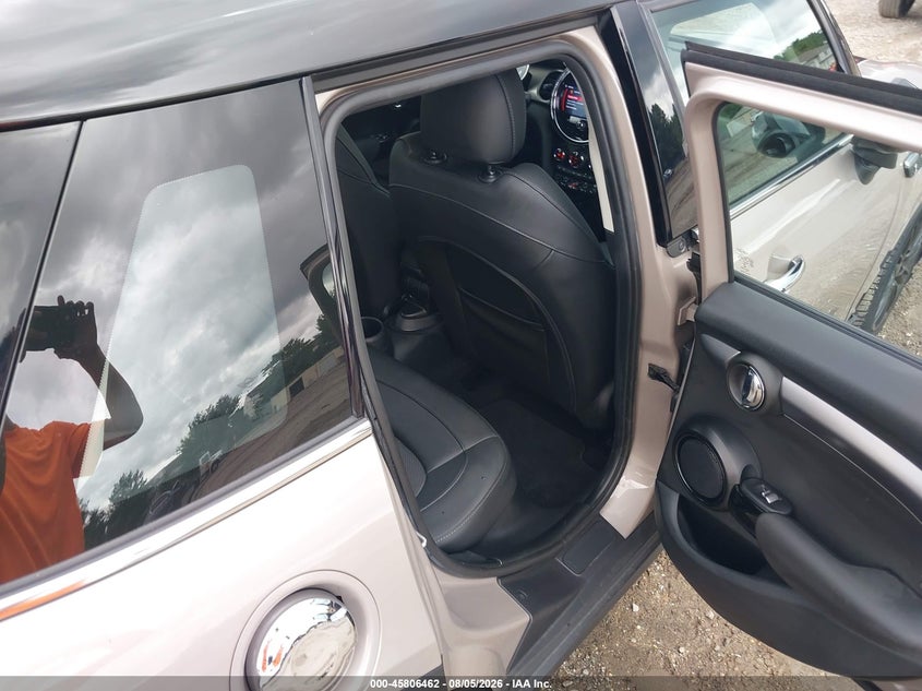 2023 Mini Hard top VIN WMW53DK04P2T47621 IAAI salvage auction — FRONT END, Rebuildable (Florida), sold $6,200 on 2026-08-10 (photo 8)