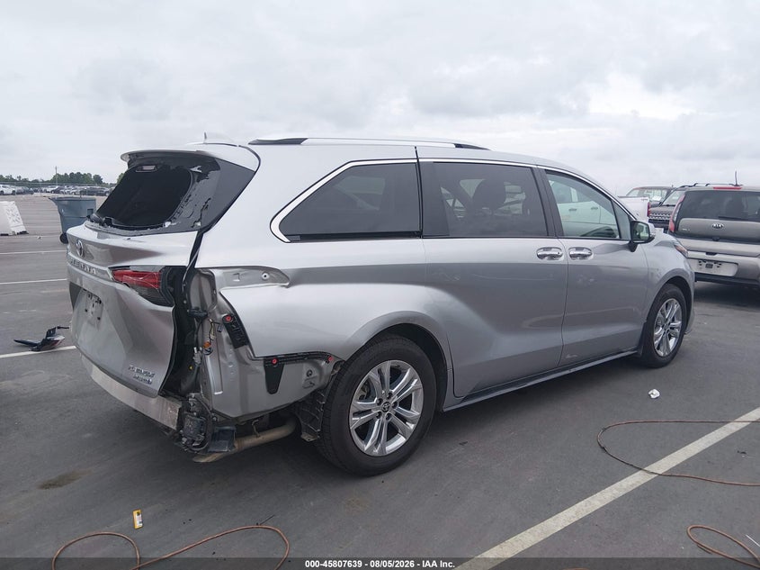 2024 Toyota Sienna VIN 5TDESKFC3RS145525 IAAI salvage auction — REAR END, Salvage Title, sold $20,400 on 2026-08-20 (photo 4)