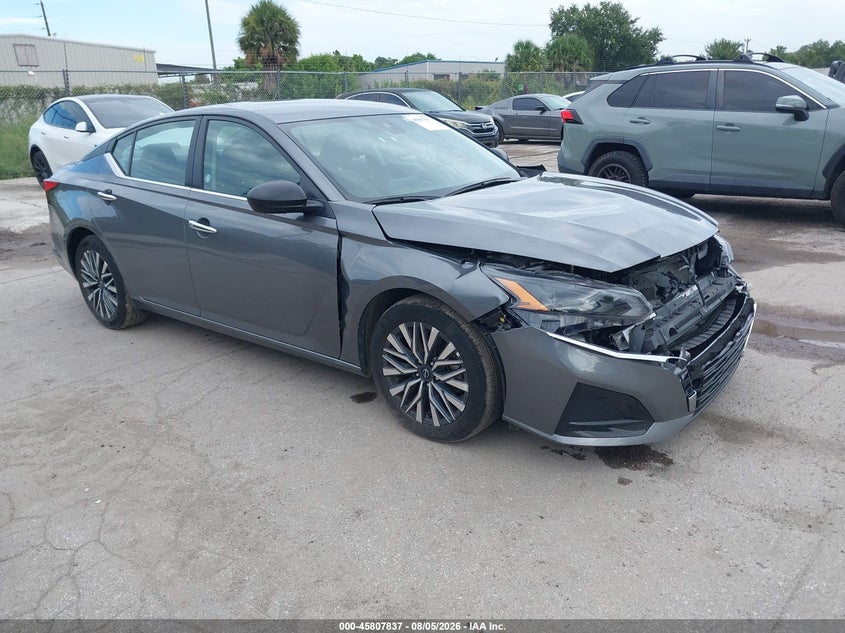 2025 Nissan Altima VIN 1N4BL4DV4SN383966 — IAAI salvage auction photo